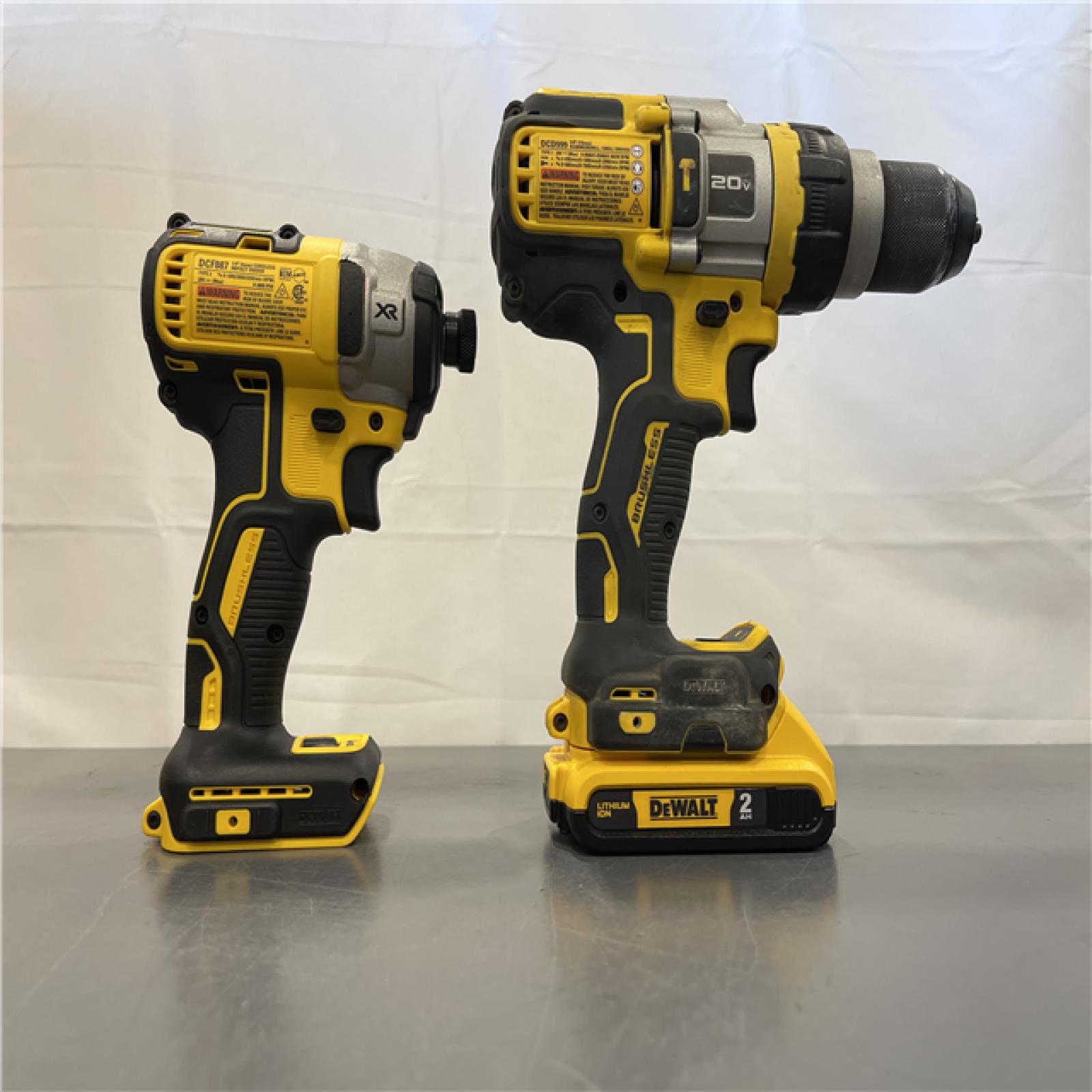 AS-IS - DEWALT 20V MAX Cordless Brushless Hammer Drill/Driver 2 Tool Combo Kit