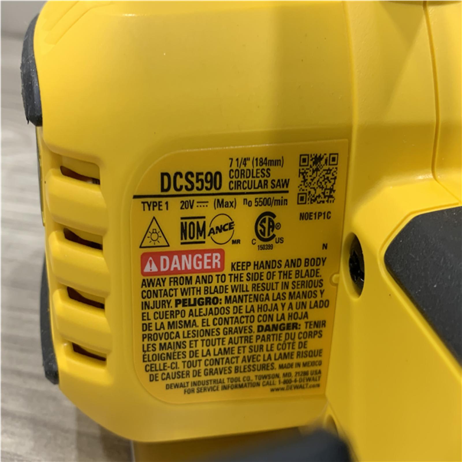 AS-IS DEWALT 20-Volt MAX 7-1/4 in. Cordless Circular Saw (Tool Only)