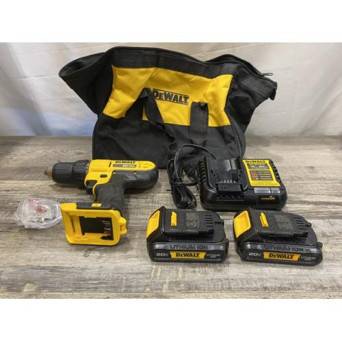 AS-IS DEWALT 20V MAX Cordless 1/2 in. Drill/Driver Kit