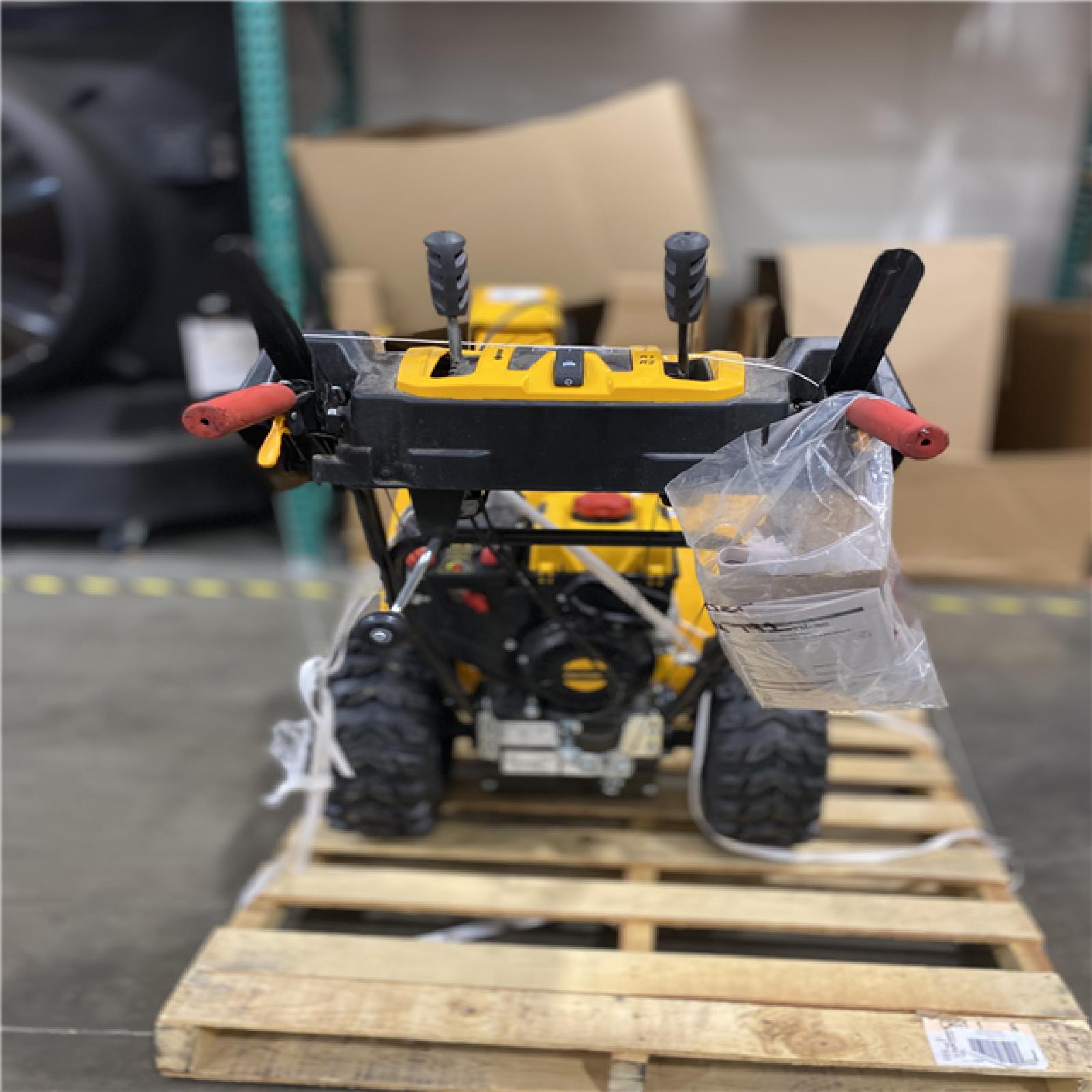 Dallas Location - As-Is Cub Cadet 2X 28 in. 272cc Gas Snow Blower