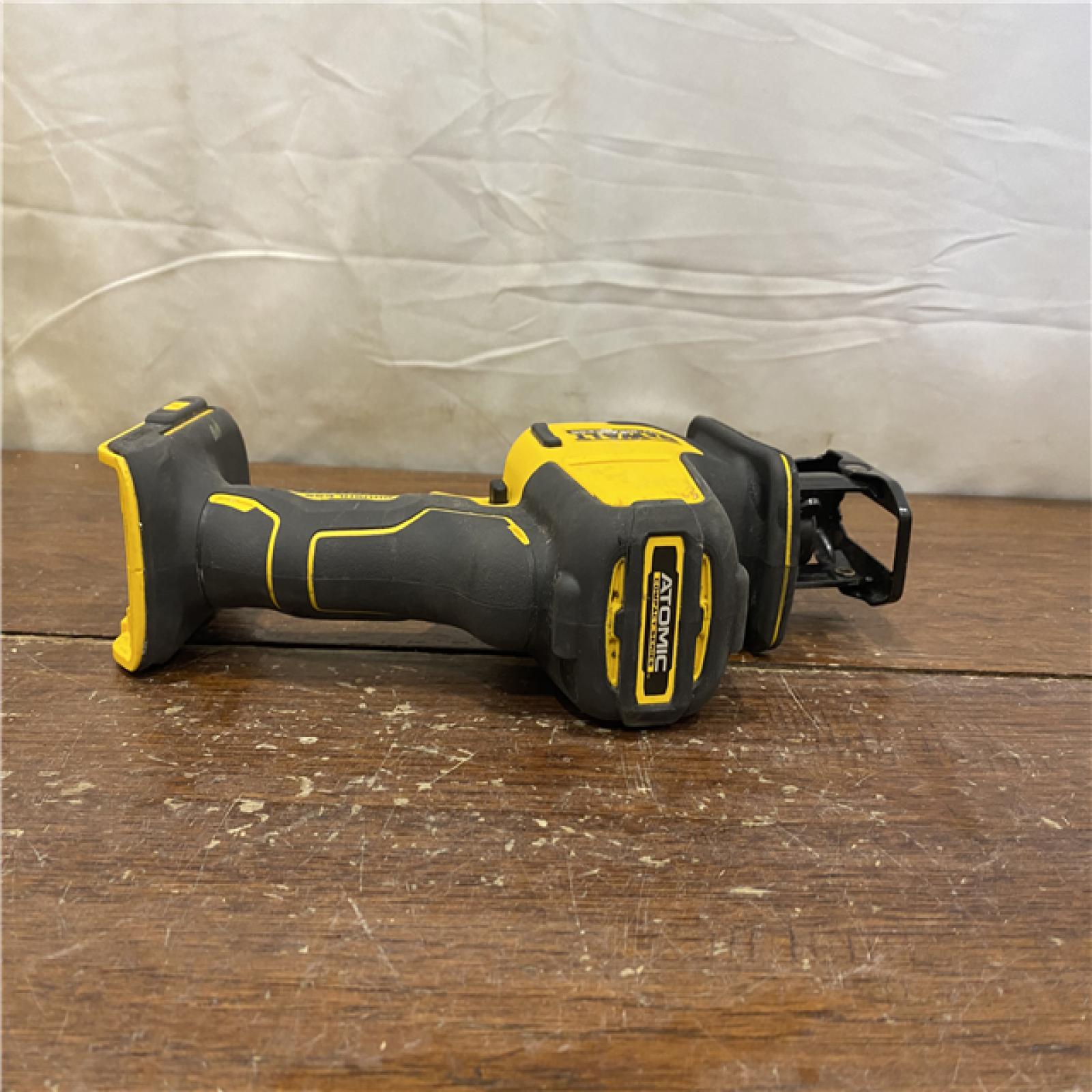 AS-IS Dewalt DCS369B ATOMIC 20V MAX Cordless One-Handed Reciprocating Saw (Tool Only)