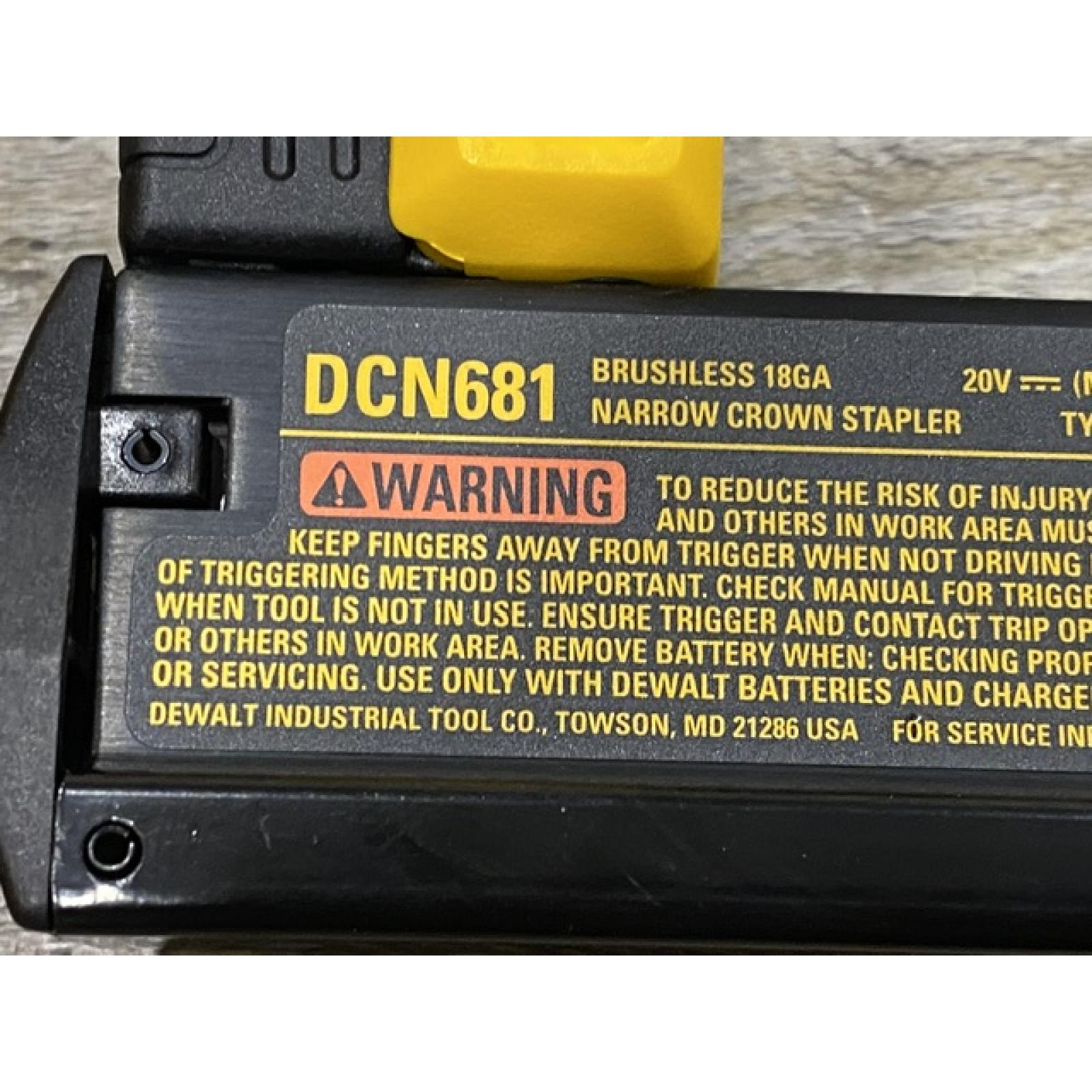 AS-IS DEWALT 20V MAX XR Lithium-Ion Cordless 18-Gauge Narrow Crown Stapler Kit