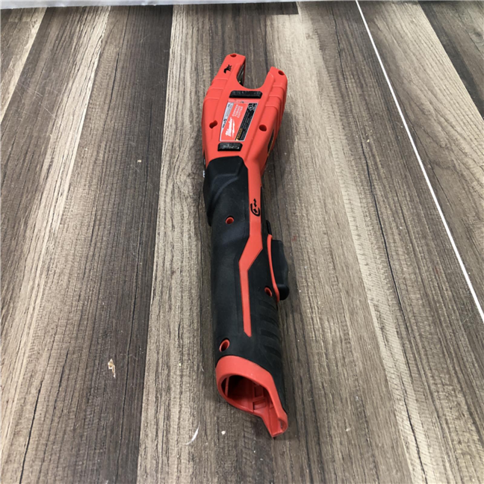 AS-IS Milwaukee M12 12V Lithium-Ion Cordless Copper Tubing Cutter (Tool-Only)