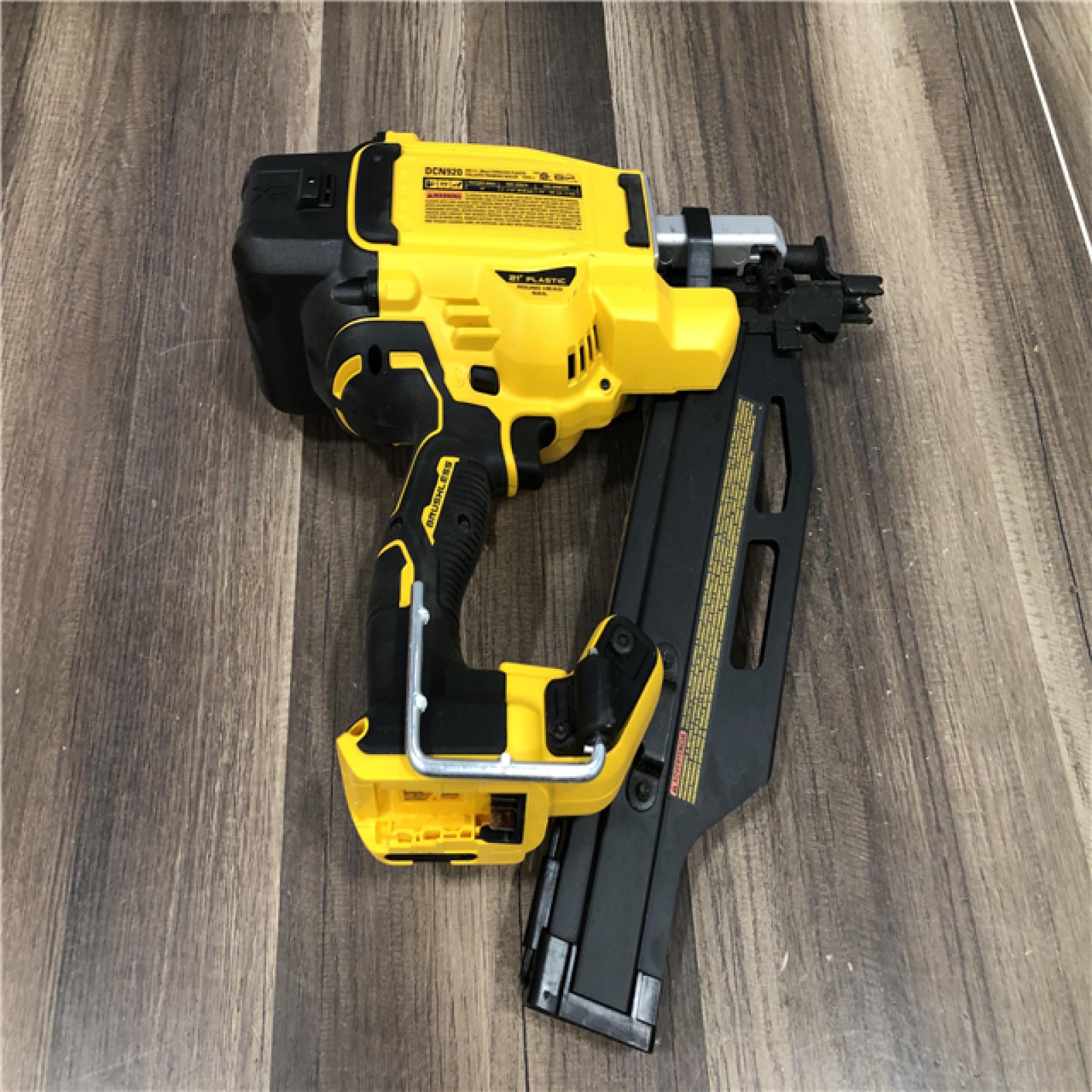 AS-IS DEWALT 20-Volt 21° Cordless Framing Nailer (Tool-Only)