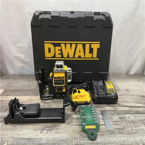 AS-IS DEWALT 12V MAX Lithium-Ion 100 ft. Green Self-Leveling 3-Beam 360 Degree Laser Level Kit
