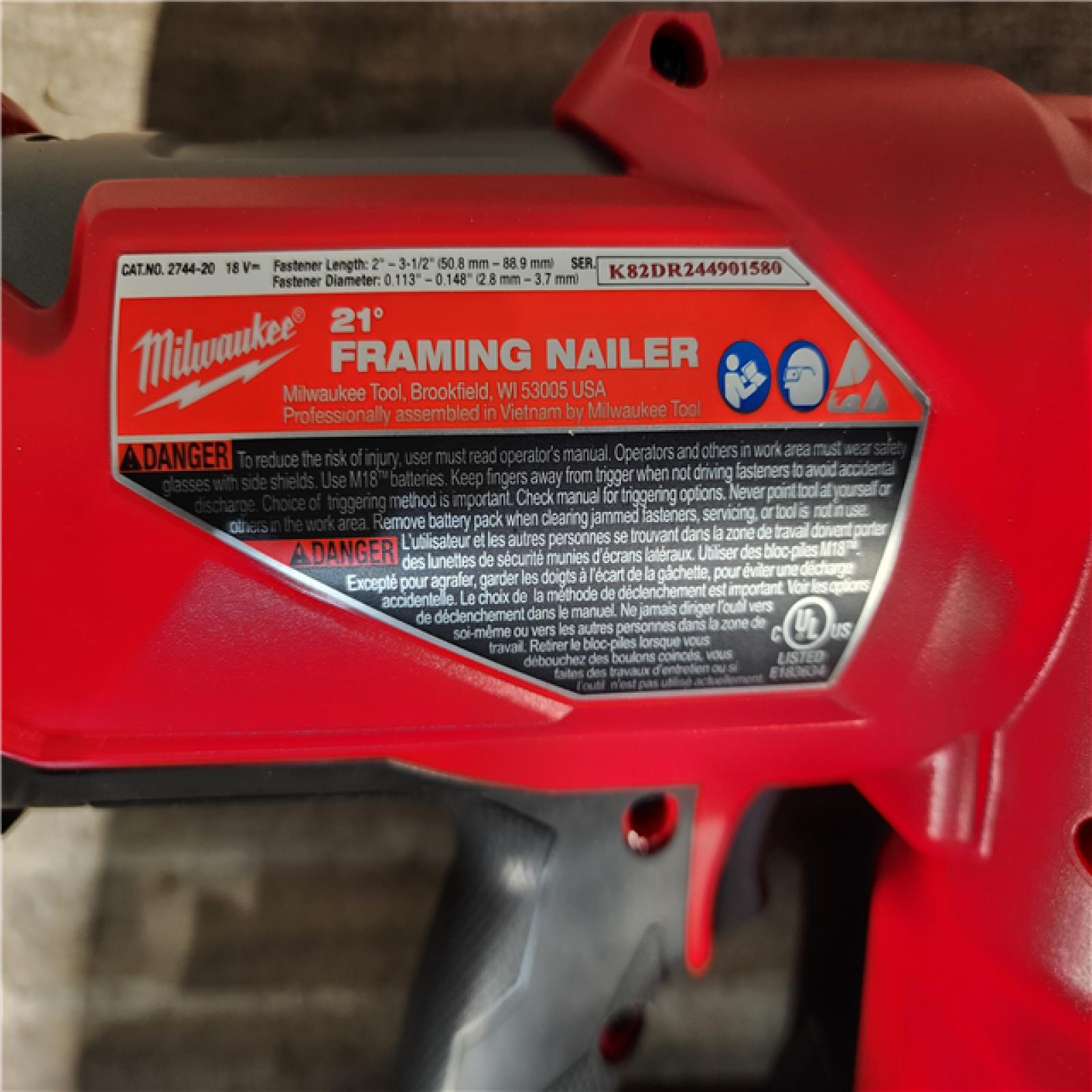 HOUSTON LOCATION - AS-IS (APPEARS LIKE NEW) Milwaukee 2744-20 M18 FUEL 3-1/2 in. 18V 21-Degree Lithium-Ion Brushless Cordless Framing Nailer (Tool-Only)