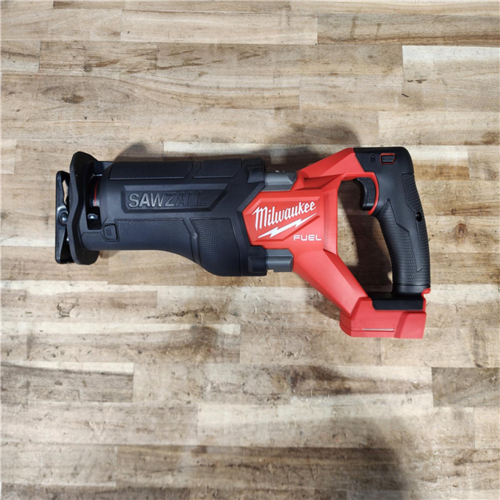 HOUSTON LOCATION - AS-IS (APPEARS LIKE NEW) Milwaukee FUEL GEN-2 18V Lithium-Ion Brushless Cordless SAWZALL Reciprocating Saw (Tool-Only)