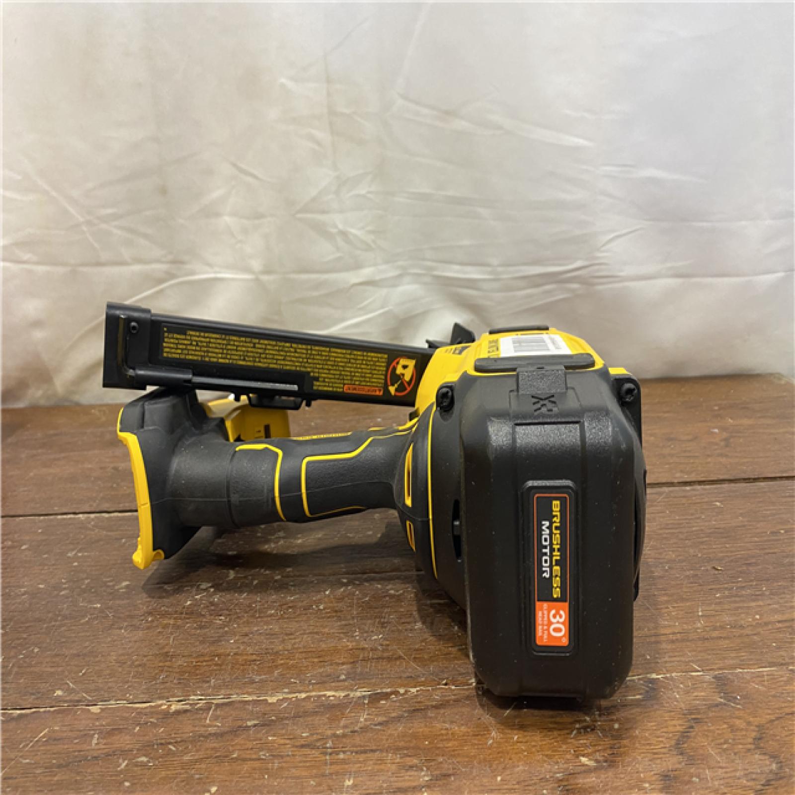 AS-IS DEWALT 20-Volt 30° Cordless Framing Nailer (Tool-Only)