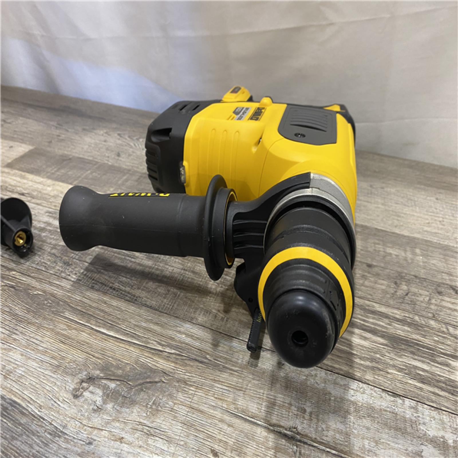 LIKE NEW - DEWALT FLEXVOLT 60V MAX Cordless 1-1/4 in. SDS Plus Rotary Hammer (Tool Only)