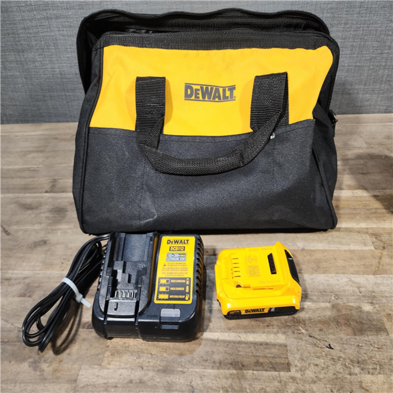 HOUSTON LOCATION - AS-IS DEWALT 20V MAX XR 15 Ga. Cordless 34 Deg Nailer 20 V