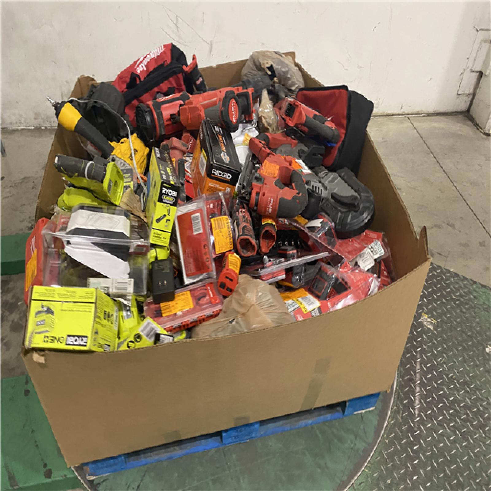 Dallas Location - As-Is Tool Pallet