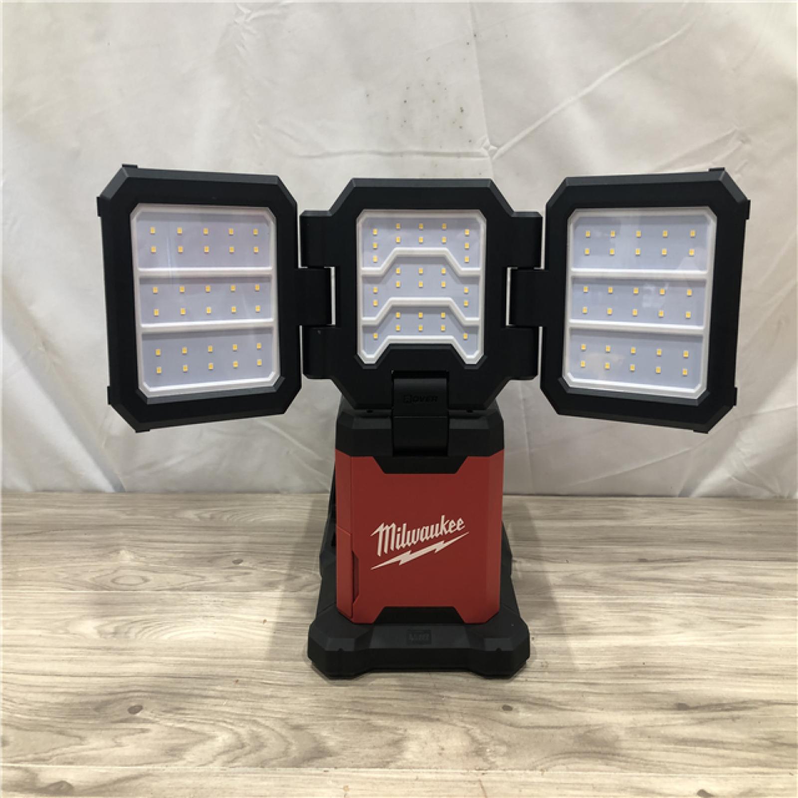 AS-IS Milwaukee M18 4500 Lm LED Battery Handheld Flood Light
