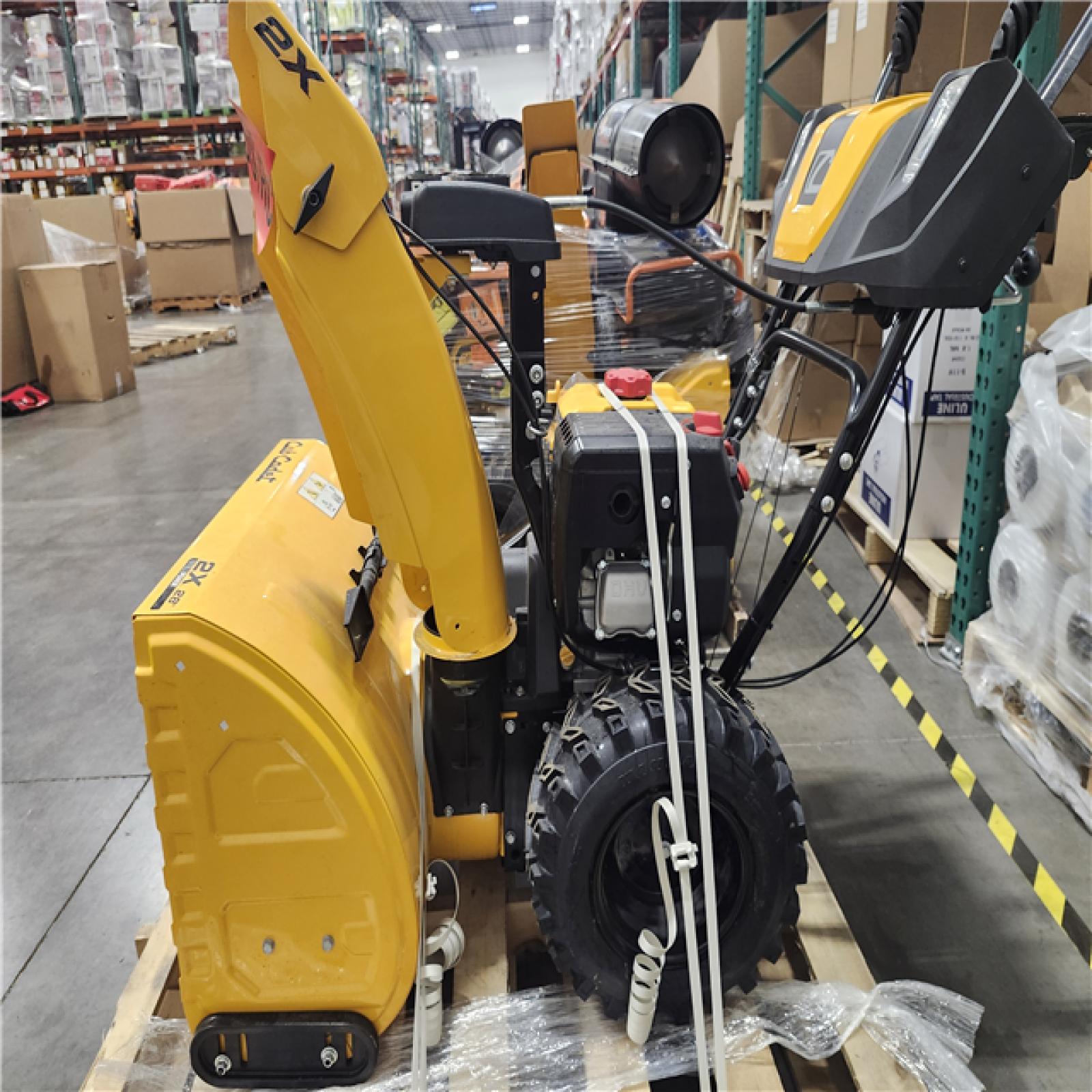 Dallas Location - As-Is Cub Cadet 2X 28 in. 272cc Gas Snow Blower