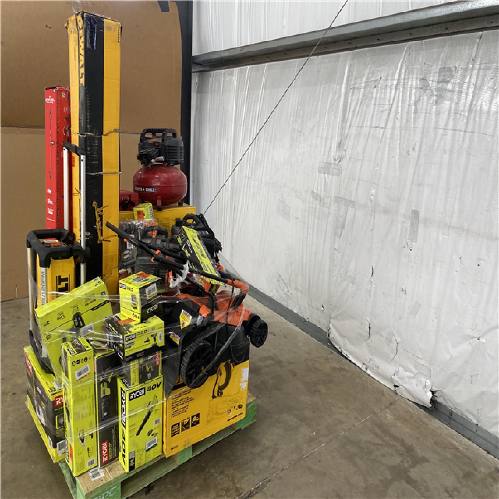Houston Location AS IS - Tool Pallet