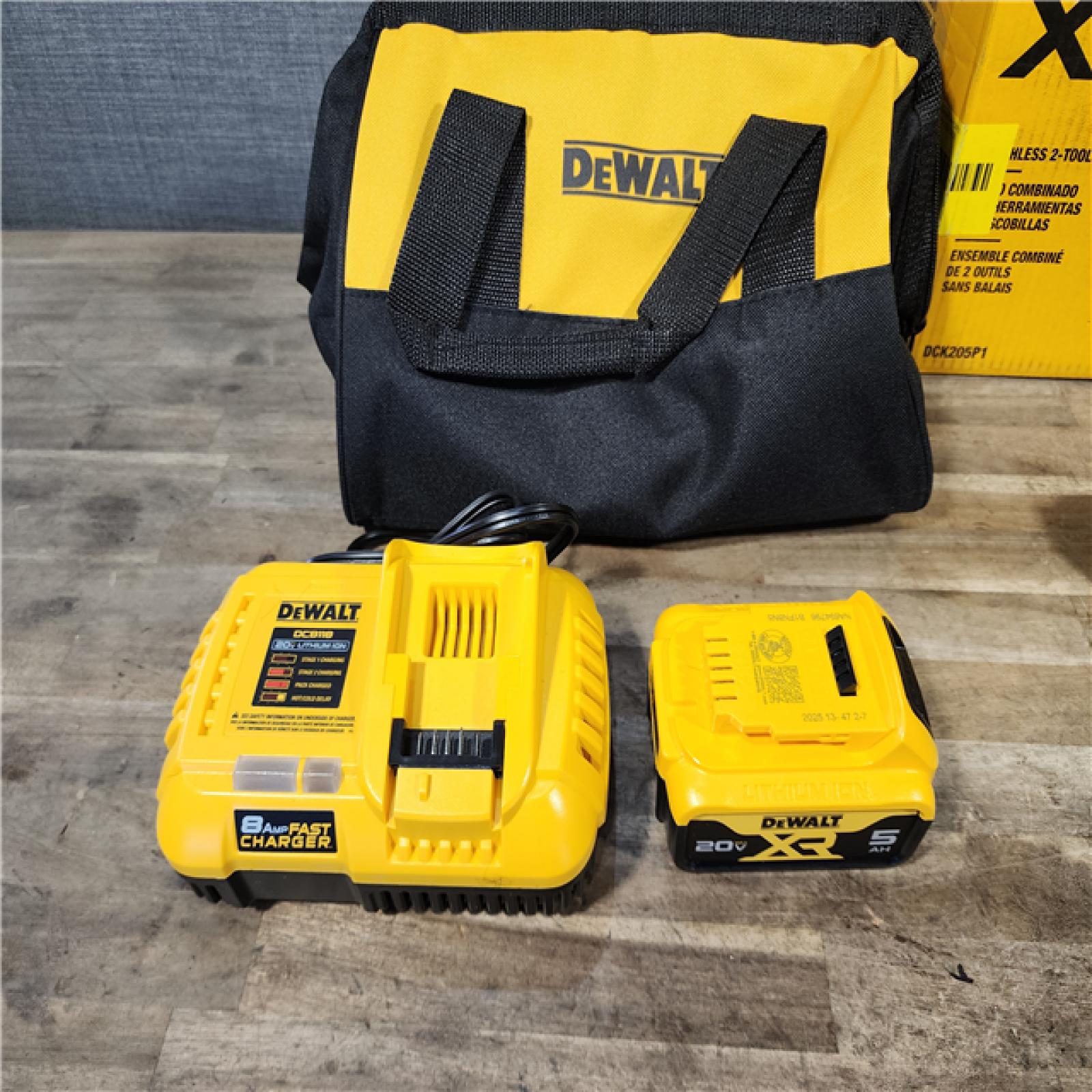 HOUSTON LOCATION - AS-IS (APPEARS LIKE NEW) DEWALT 20V MAX XR Brushless Cordless 2-Tool Impact Wrench Kit