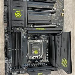 AS-IS MSI - MAG X870 TOMAHAWK WIFI (Socket AM5) AMD X870 ATX DDR5 Wi-Fi 7 Motherboard - Black
