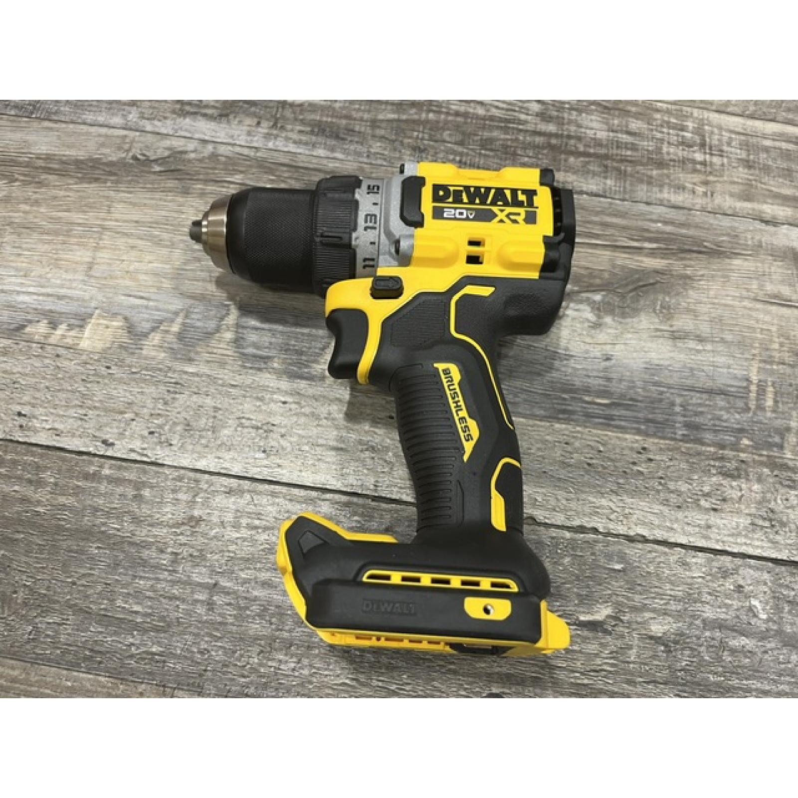 AS-IS DEWALT 20V MAX XR Lithium-Ion Brushless Cordless 1/2 in. Drill/Driver Kit