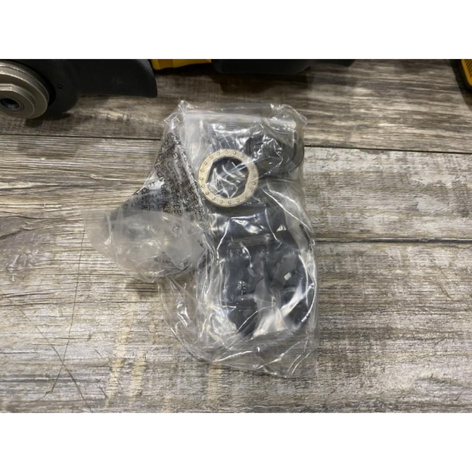 AS-IS DEWALT ATOMIC 20V MAX Cordless Brushless Oscillating Multi Tool (Tool Only)