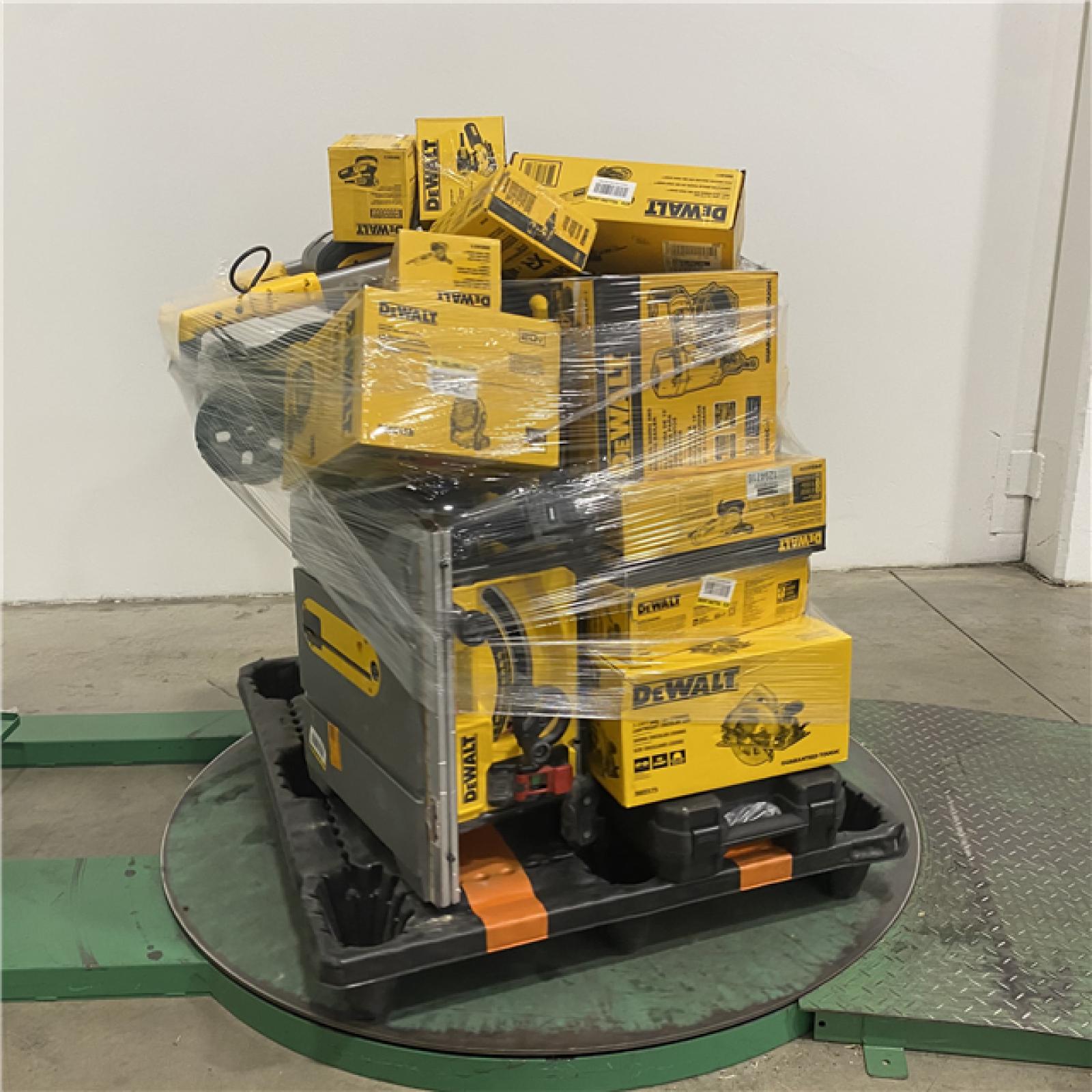 Dallas Location - As-Is Tool Pallet