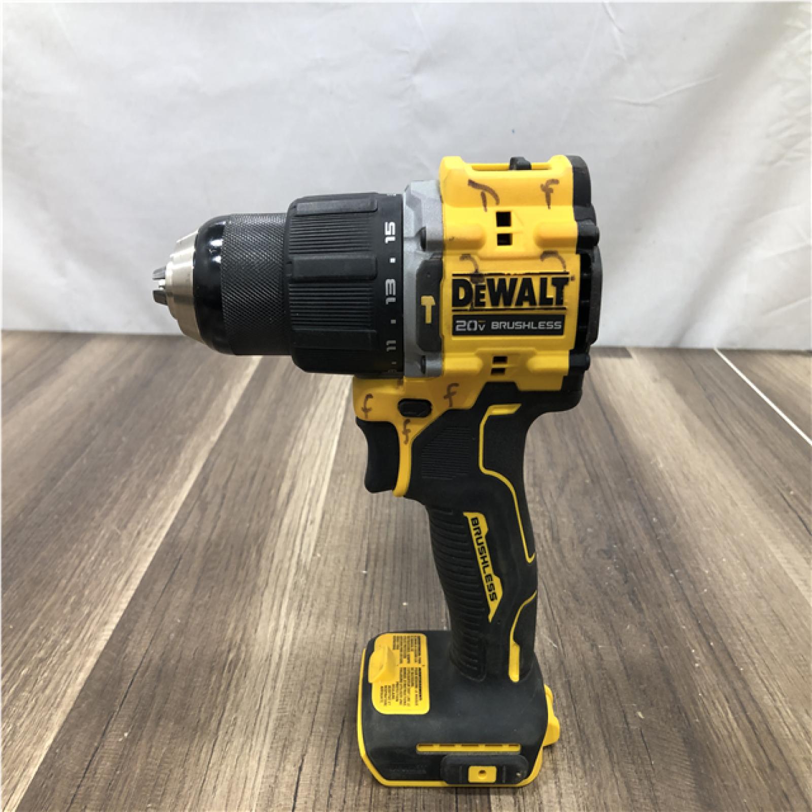 AS-IS DEWALT ATOMIC 20V Lithium-Ion Cordless 1/2 in. Hammer Drill Kit