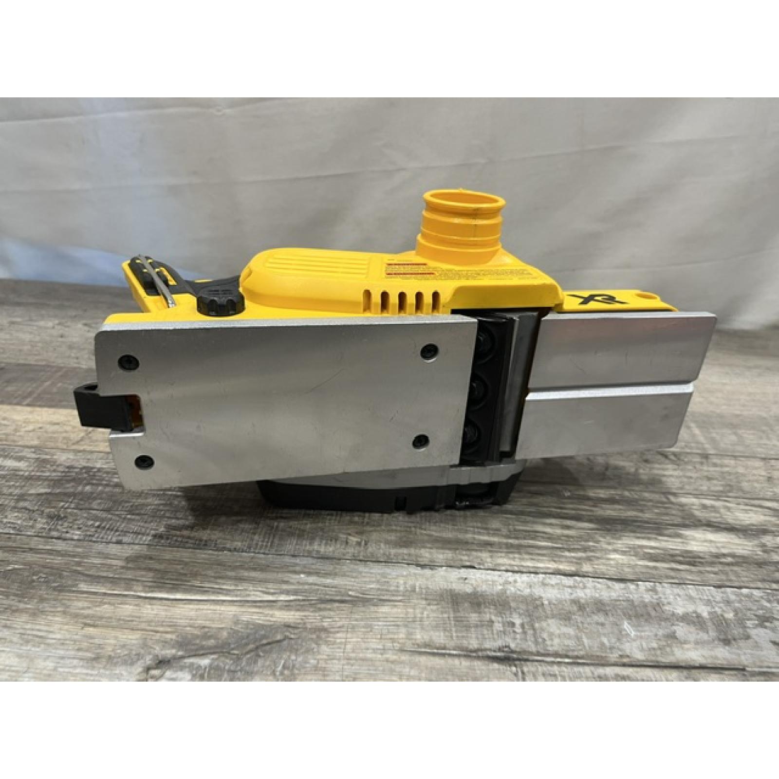 AS-IS DEWALT 20V MAX XR Cordless Brushless 3-1/4 in. Planer (Tool Only)