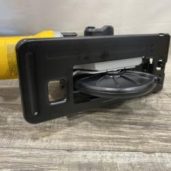 AS-IS DEWALT ATOMIC 20V MAX Cordless Brushless 4-1/2 in. Circular Saw (Tool Only)