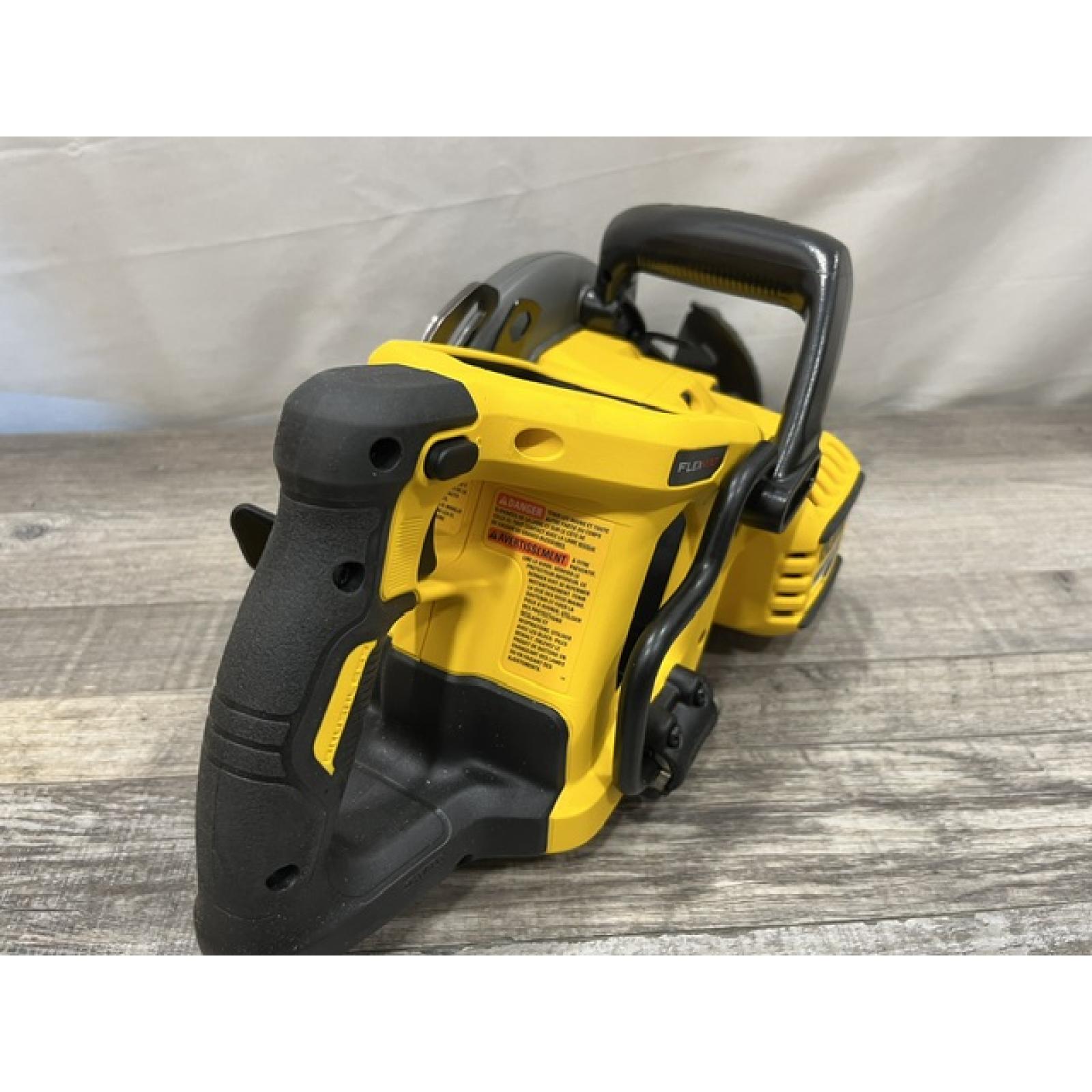 AS-IS DEWALT FLEXVOLT 60V MAX Cordless Brushless 7-1/4 in. Wormdrive Style Circular Saw (Tool Only)