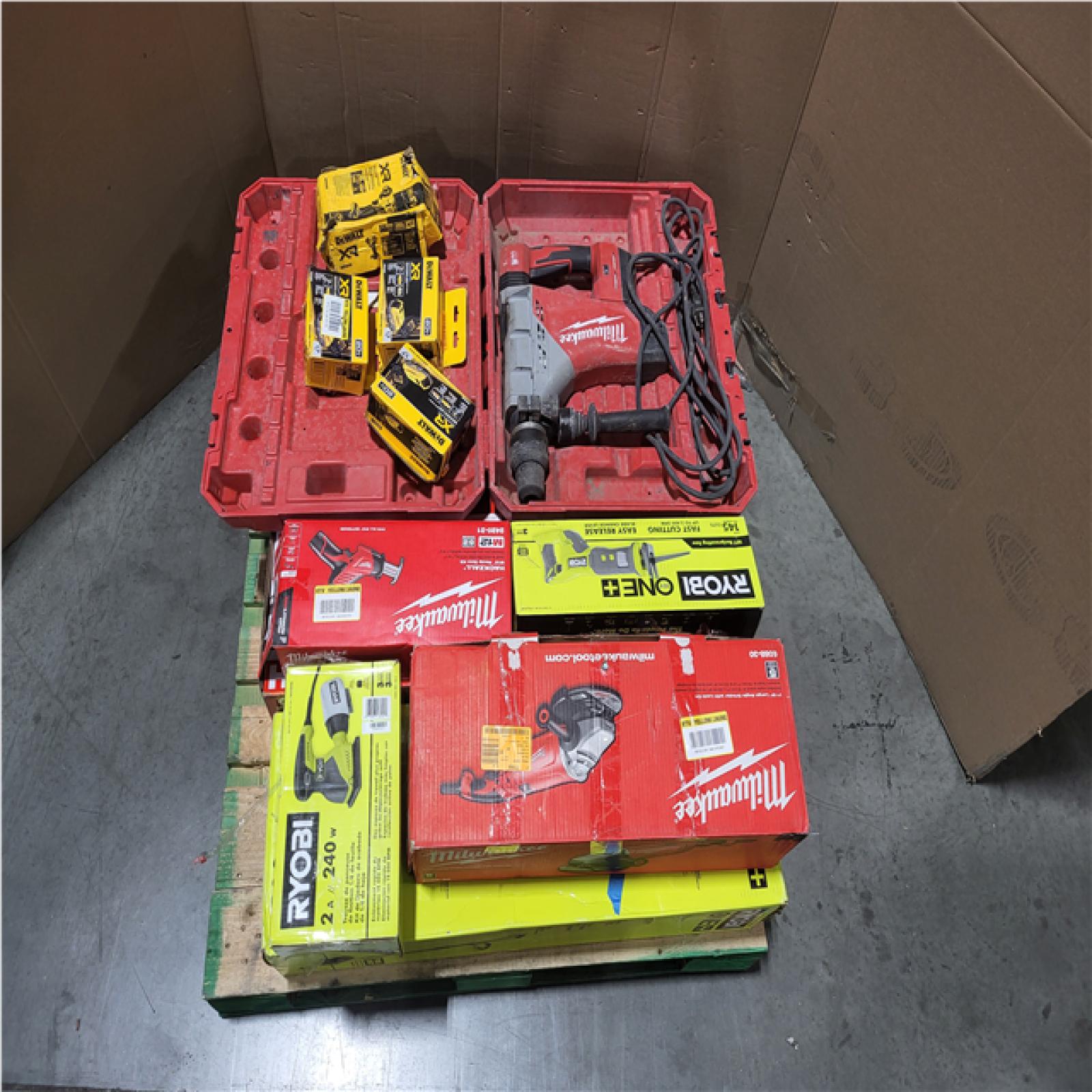 PHOENIX AS-IS TOOL PALLET