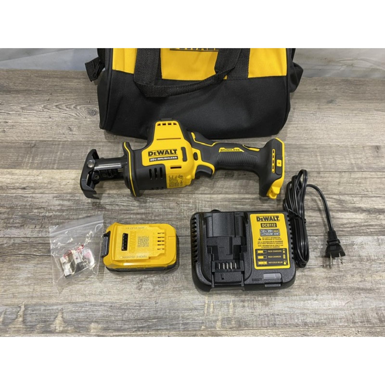 AS-IS DEWALT Atomic 20-Volt Maximum Cordless Brushless Compact Reciprocating Saw Kit