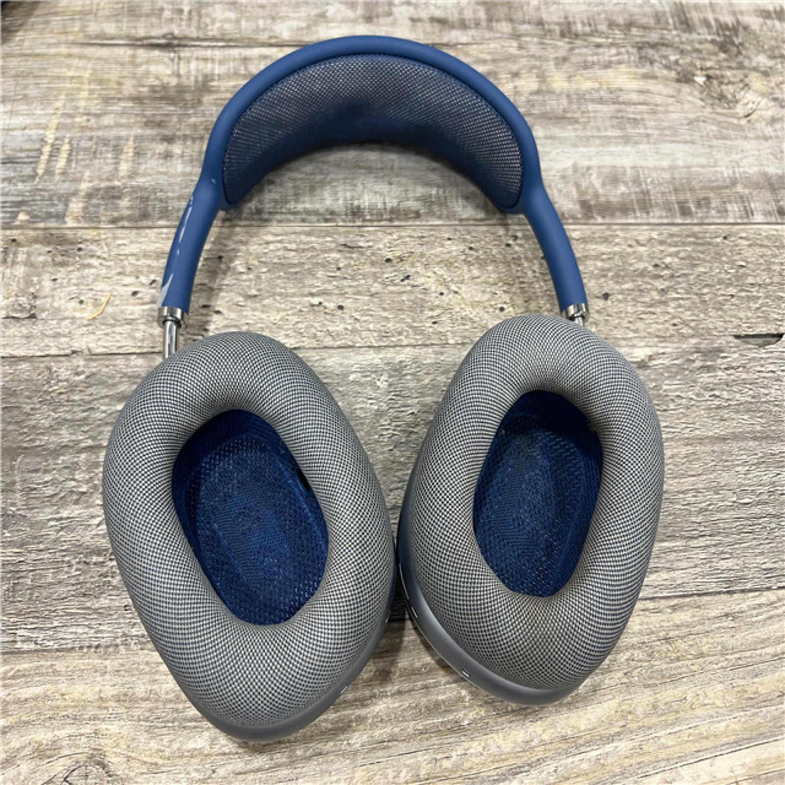 AS-IS Apple AirPods Max-Lightning-Sky Blue