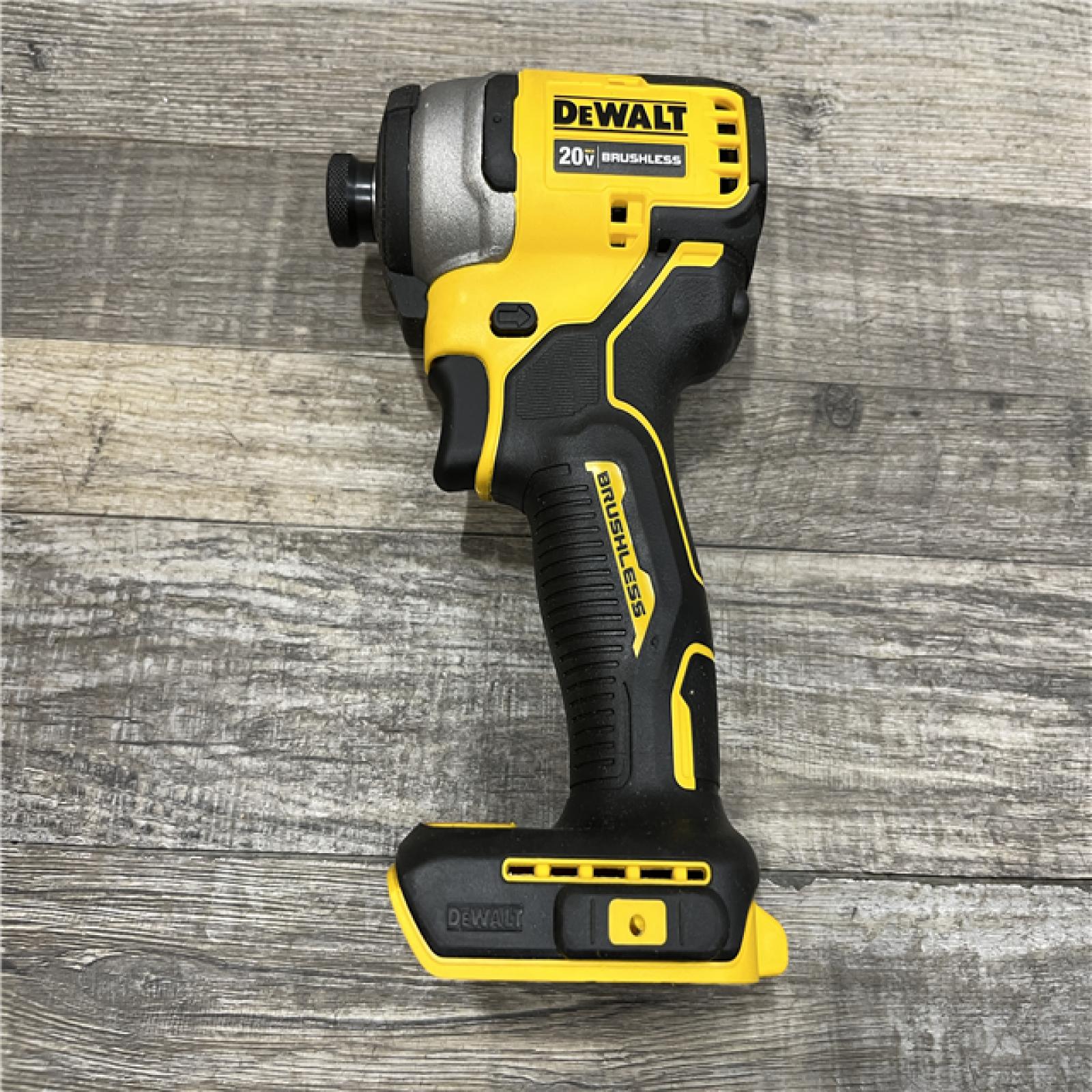 AS-IS DEWALT Atomic 20V Max Lithium-Ion Brushless Cordless Compact 1/4 in. Impact Driver Kit