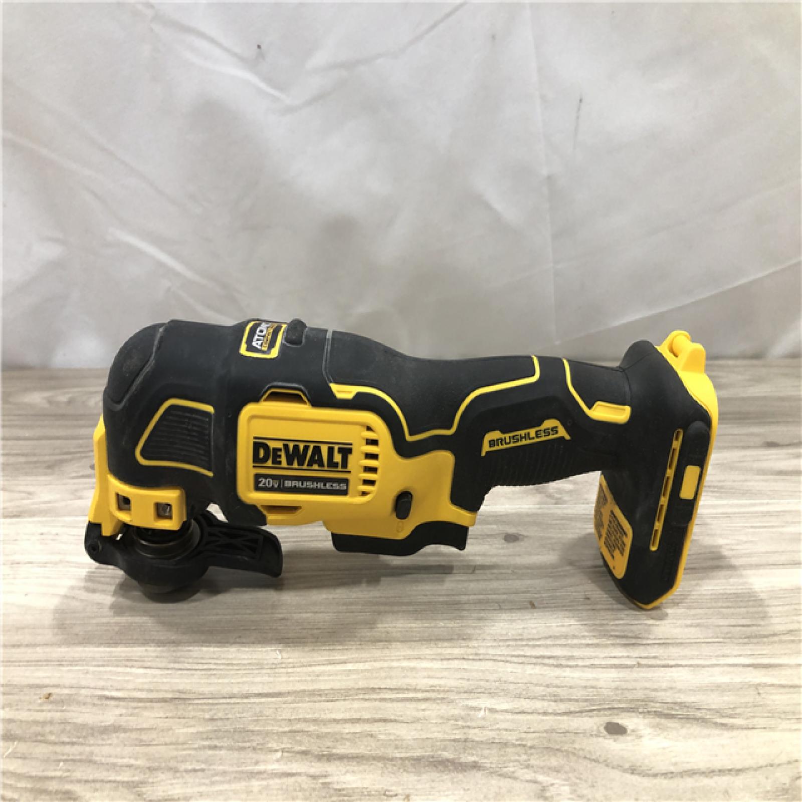 AS-IS DEWALT ATOMIC 20V MAX Cordless Oscillating Multi Tool (Tool Only)