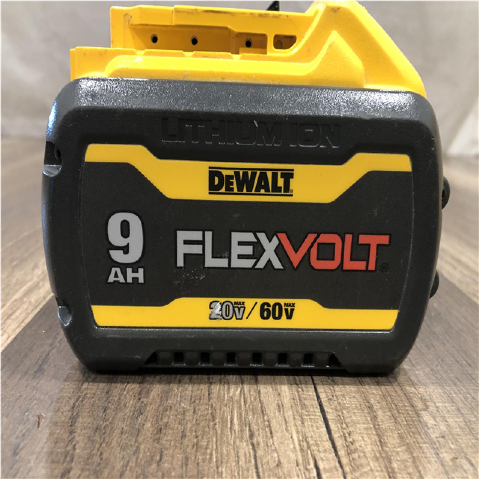 AS-IS DEWALT 20V/60V MAX FLEXVOLT Lithium-Ion 9.0Ah Battery and Charger Starter Kit