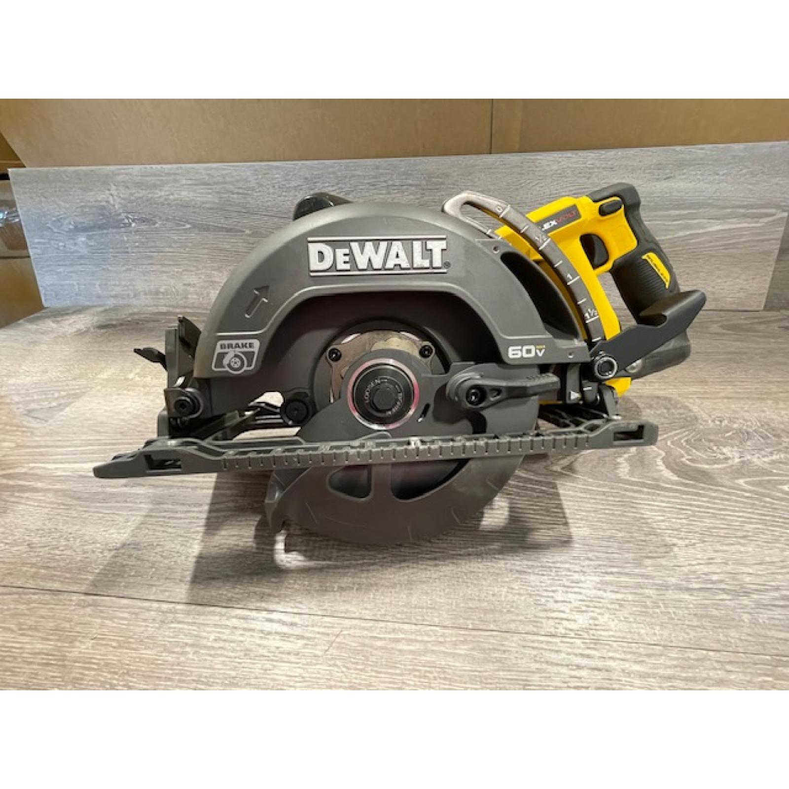 AS-IS DEWALT FLEXVOLT 60V MAX Cordless Brushless 7-1/4 in. Wormdrive Style Circular Saw (Tool Only)