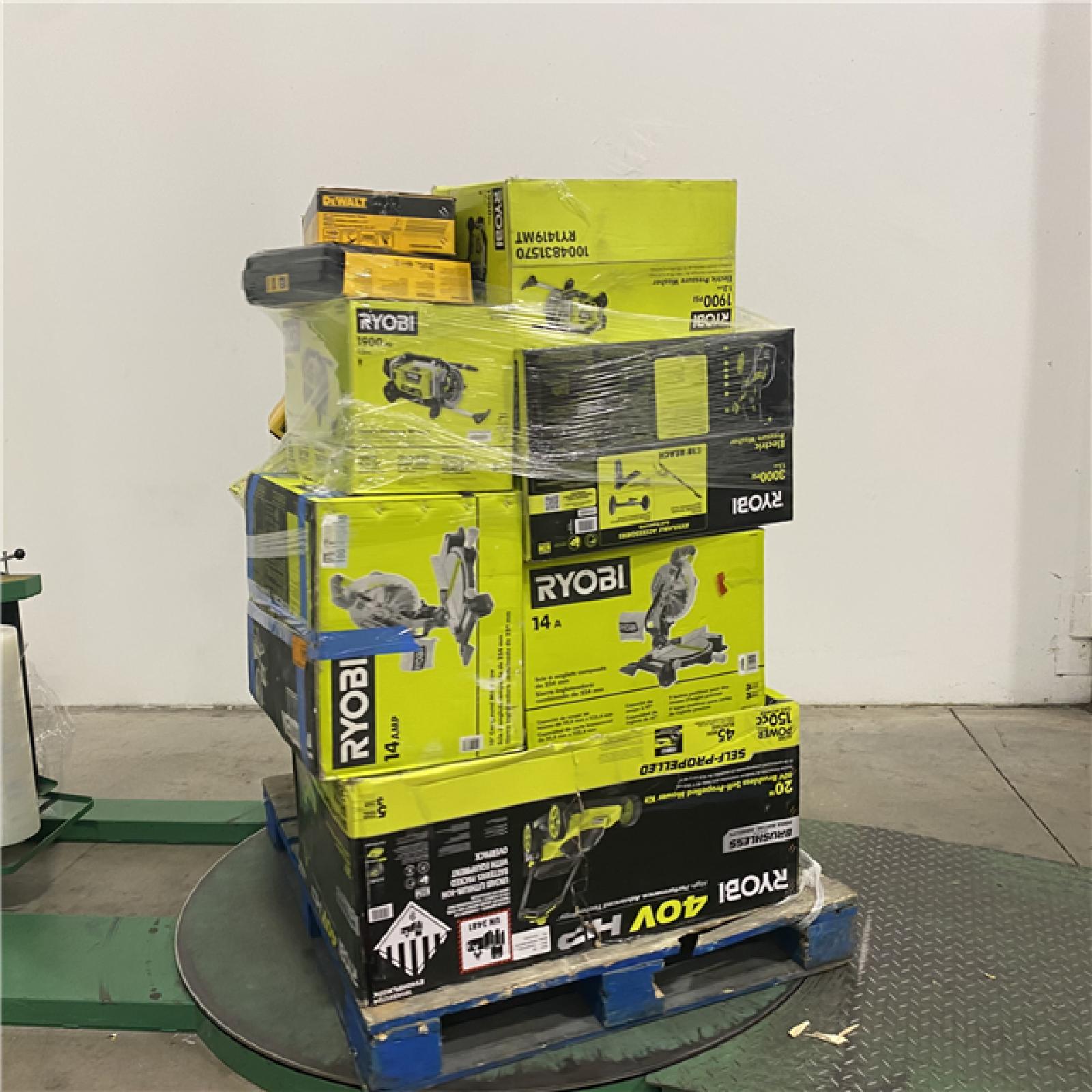 Dallas Location - As-Is Tool Pallet