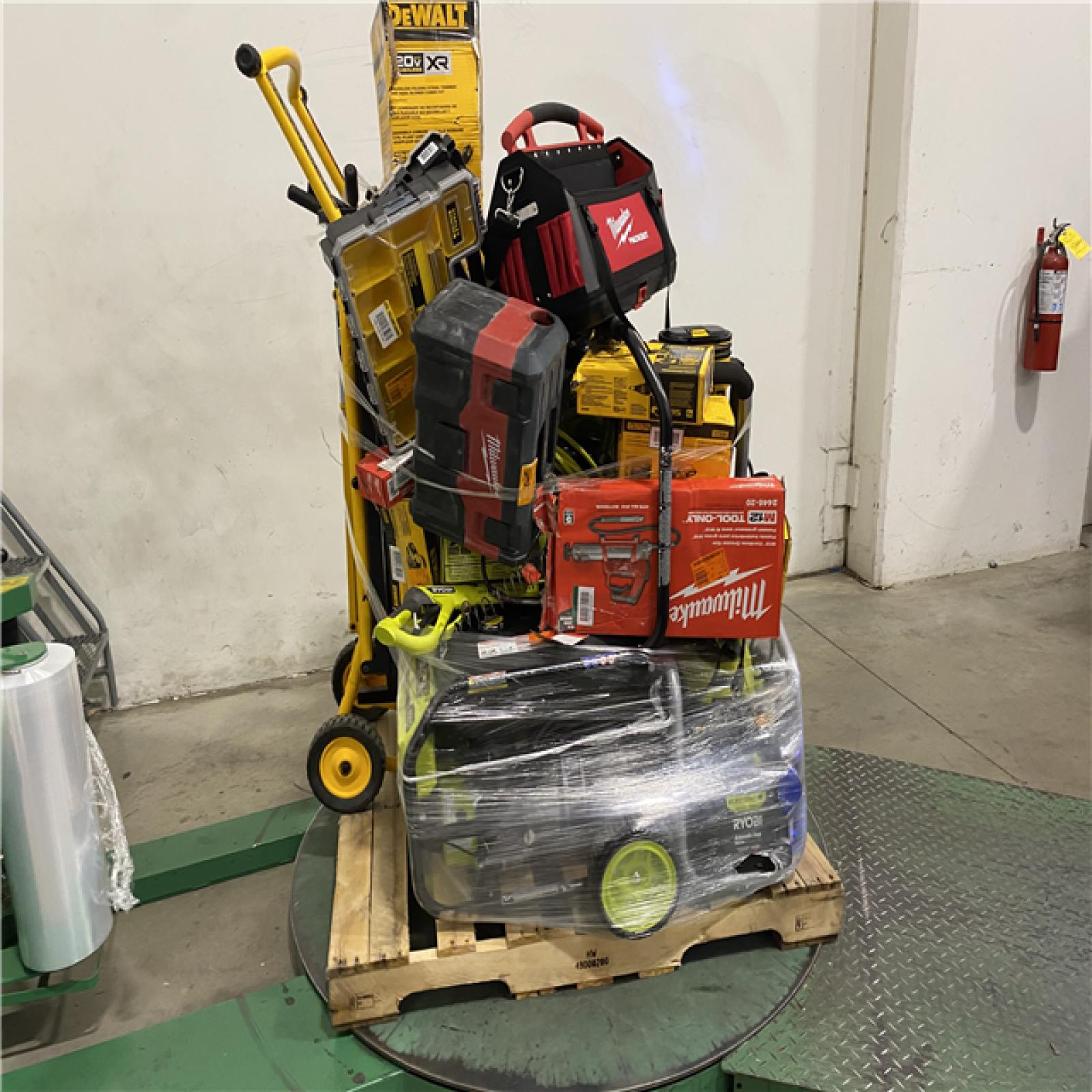 Dallas Location - As-Is Tool Pallet