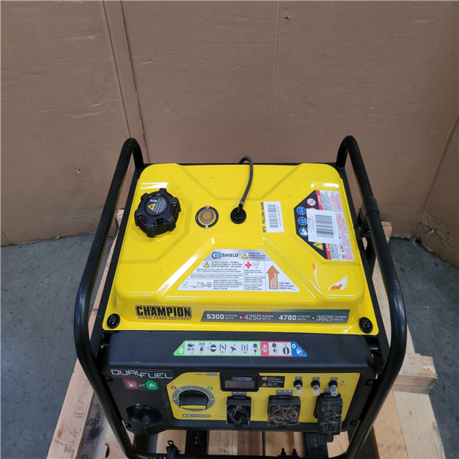 CALIFORNIA AS-IS CHAMPION 5 300 STARTING WATT 4 250 RUNNING WATT DUAL FUEL GENERATOR
