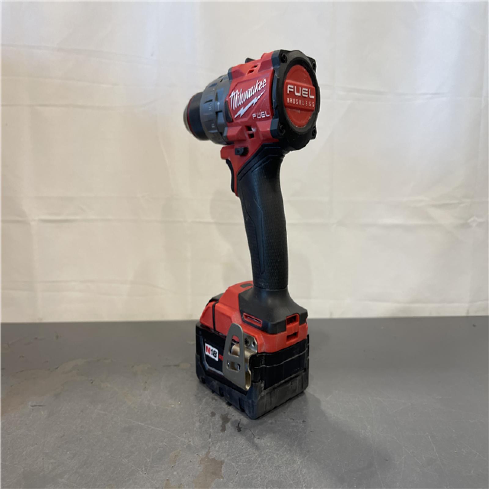 AS-IS -  - Milwaukee M18 FUEL 18V Lithium-Ion Brushless Cordless 1/2 in. Hammer Drill Driver Kit