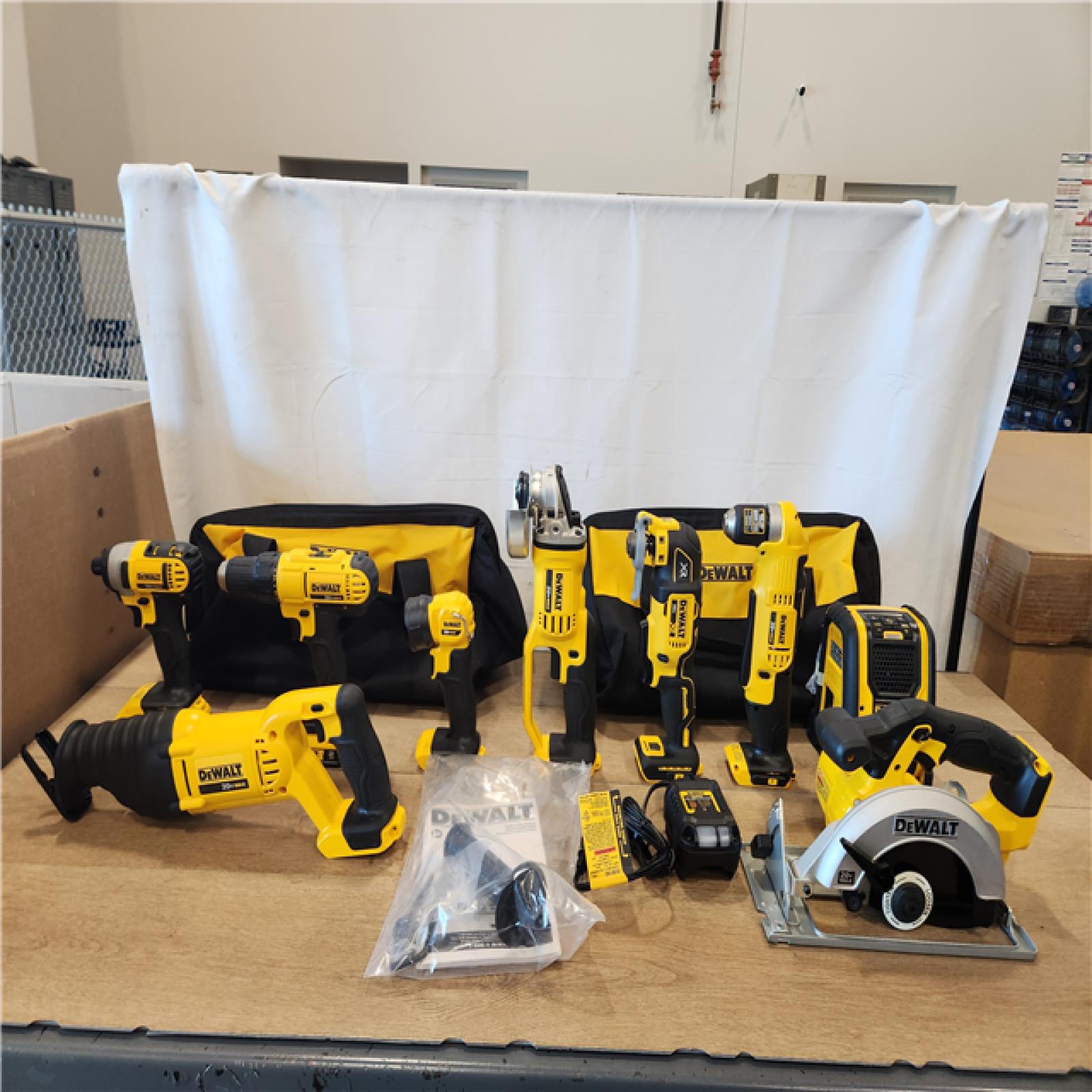 AS-IS- DEWALT 20V MAX Lithium-Ion Cordless 9-Tool Combo Kit