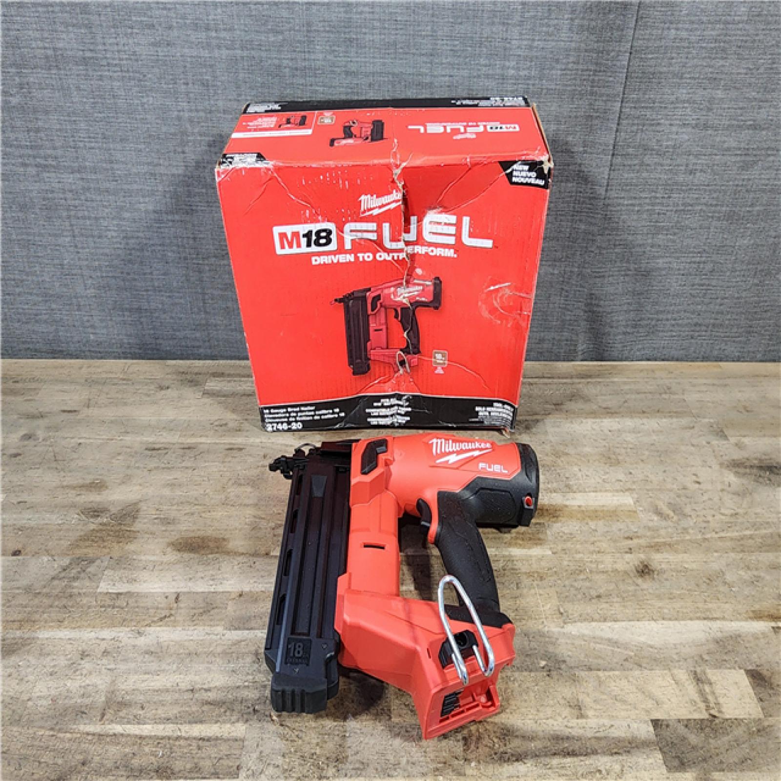HOUSTON LOCATION - AS-IS Milwaukee M18 FUEL 18 Gauge Brad Nailer (TOOL ONLY)