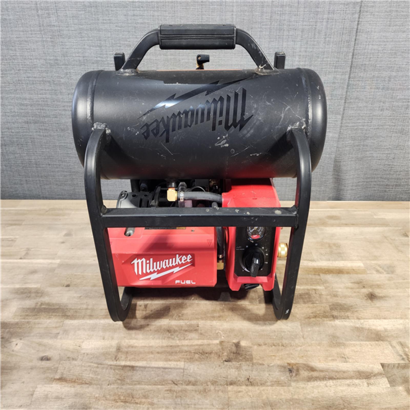 HOUSTON LOCATION - AS-IS Milwaukee FUEL 18-Volt Lithium-Ion Brushless Cordless 2 Gal. Electric Compact Quiet Compressor (Tool-Only)