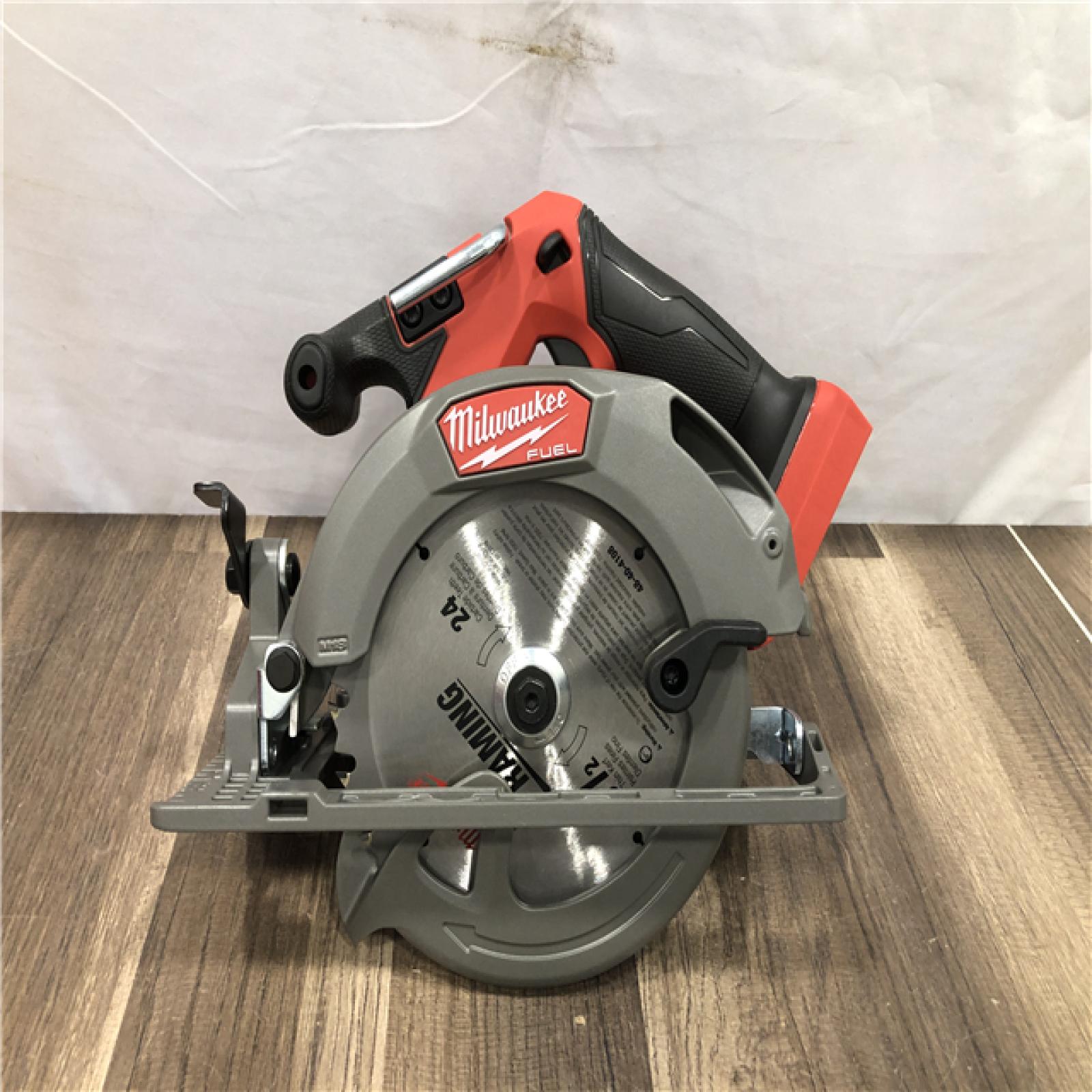 AS-IS Milwaukee FUEL 18V Lithium-Ion Brushless Cordless 6-1/2 in. Circular Saw (Tool-Only)