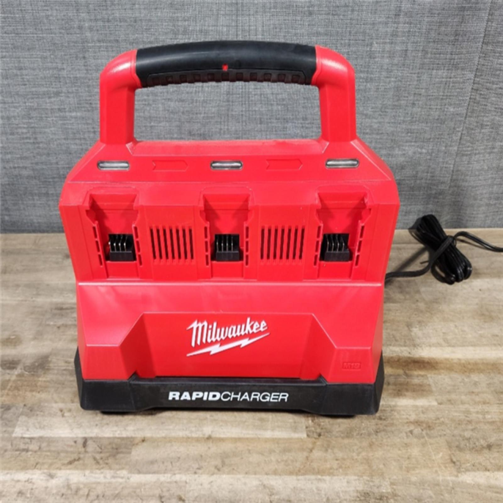 HOUSTON LOCATION - AS-IS Milwaukee M18 Packout Six Bay Rapid Charger (Tool-Only)