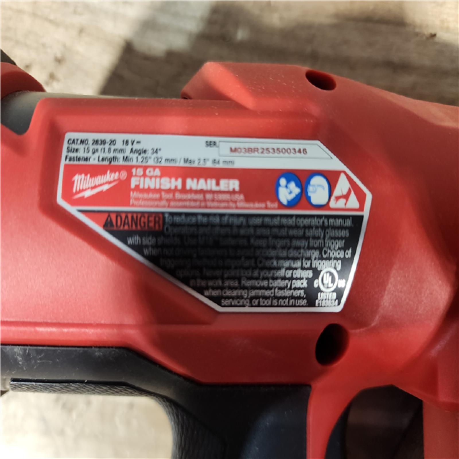 HOUSTON LOCATION - AS - IS Milwaukee FUEL 18-Volt Lithium-Ion Brushless Cordless Gen II 15-Gauge Angled Finish Nailer (Tool-Only)