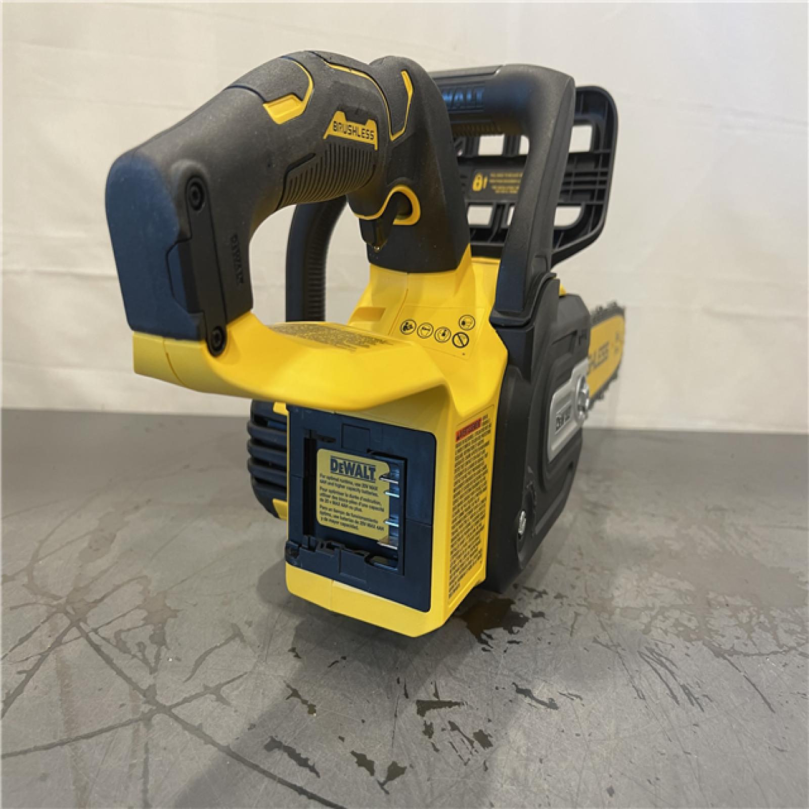 AS-IS - DeWalt 20V MAX 12 in. Cordless Battery Powered Chainsaw