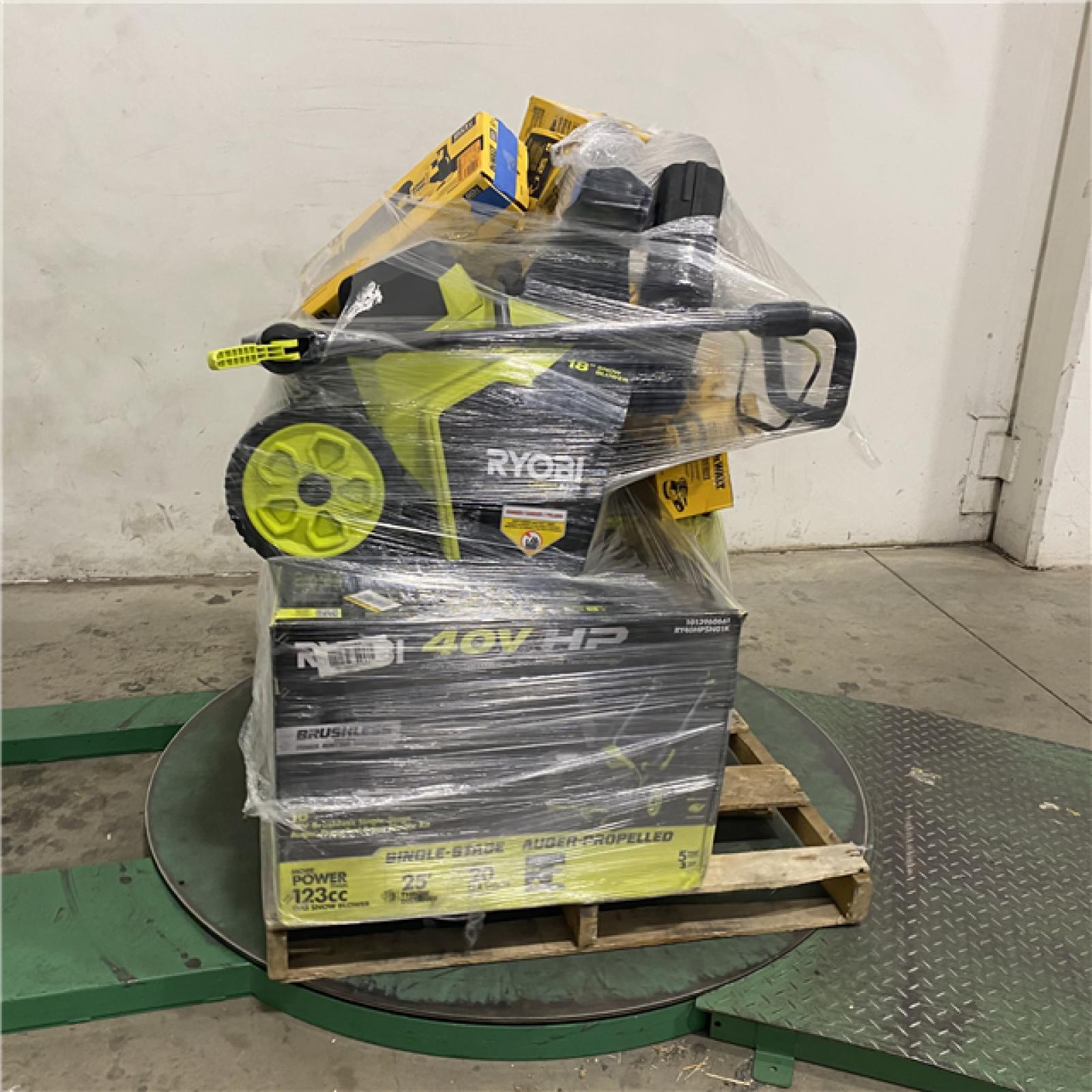 Dallas Location - As-Is Tool Pallet