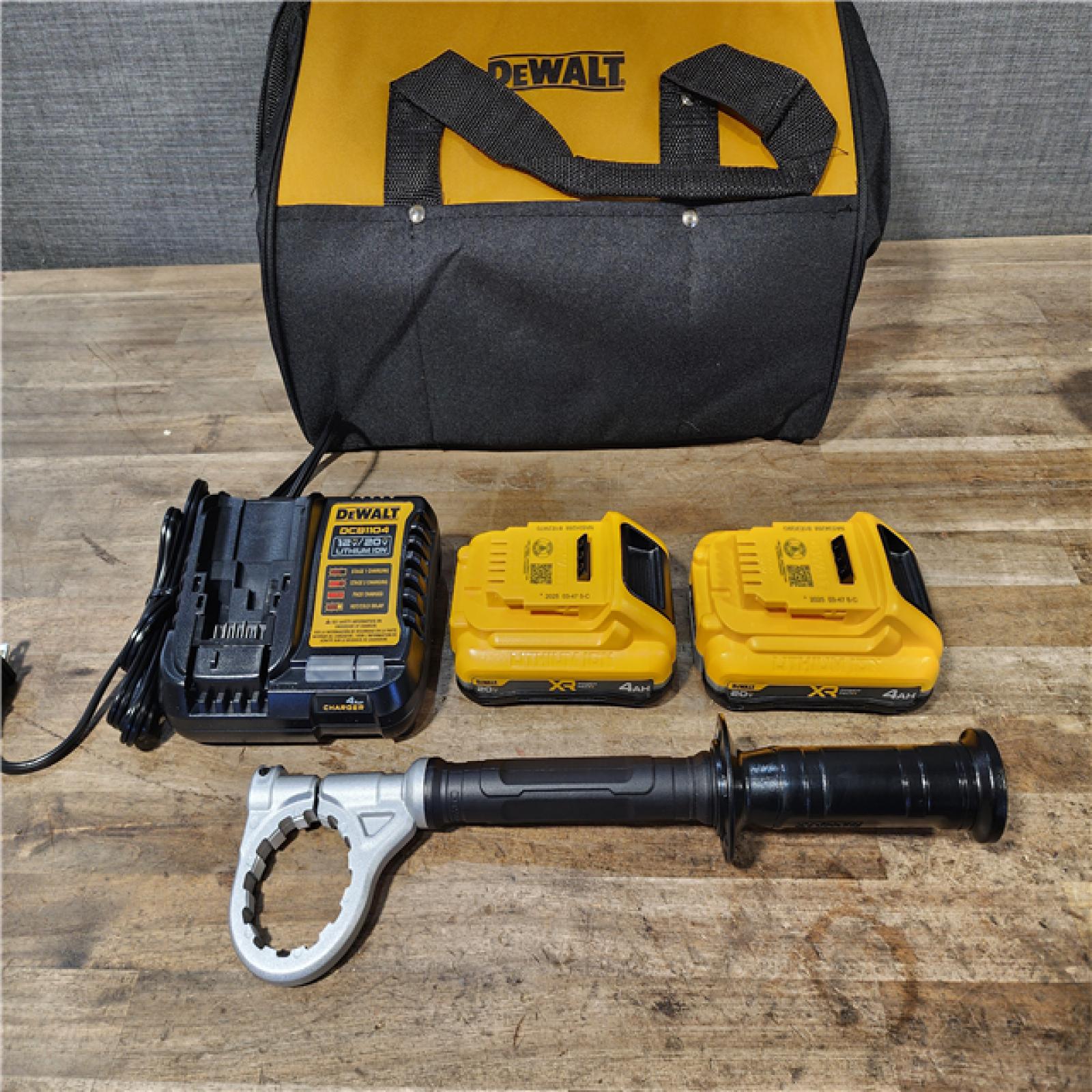 HOUSTON LOCATION - AS-IS DeWalt 20V MAX XR Cordless Brushless 2-Tool Hammer Drill and Impact Driver Kit