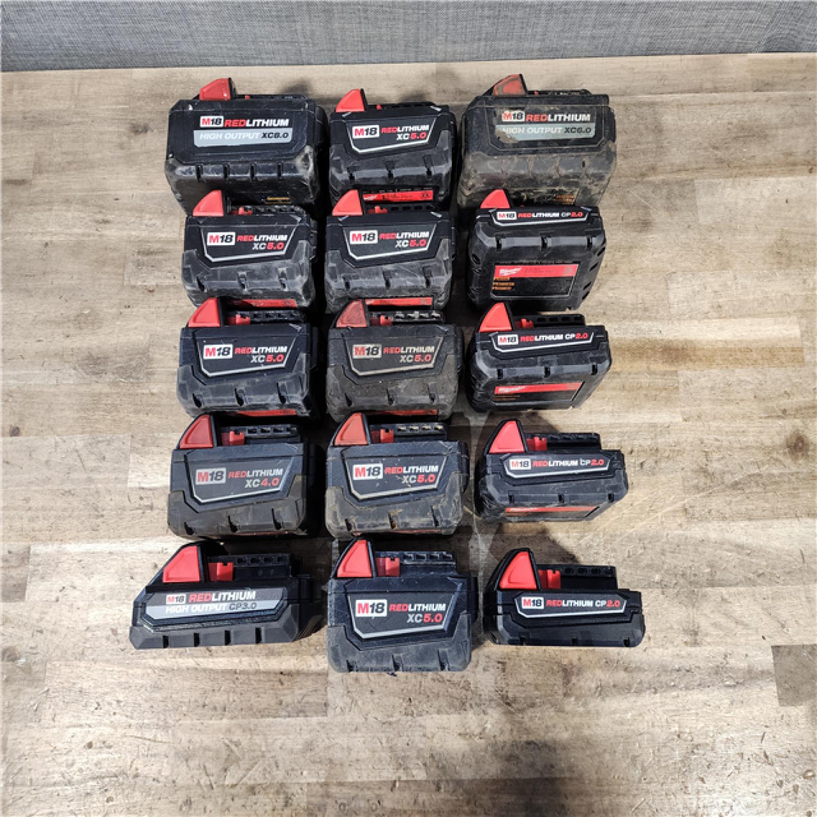 HOUSTON LOCATION - AS-IS MILWAUKEE BATTERY PACK QTY - 15