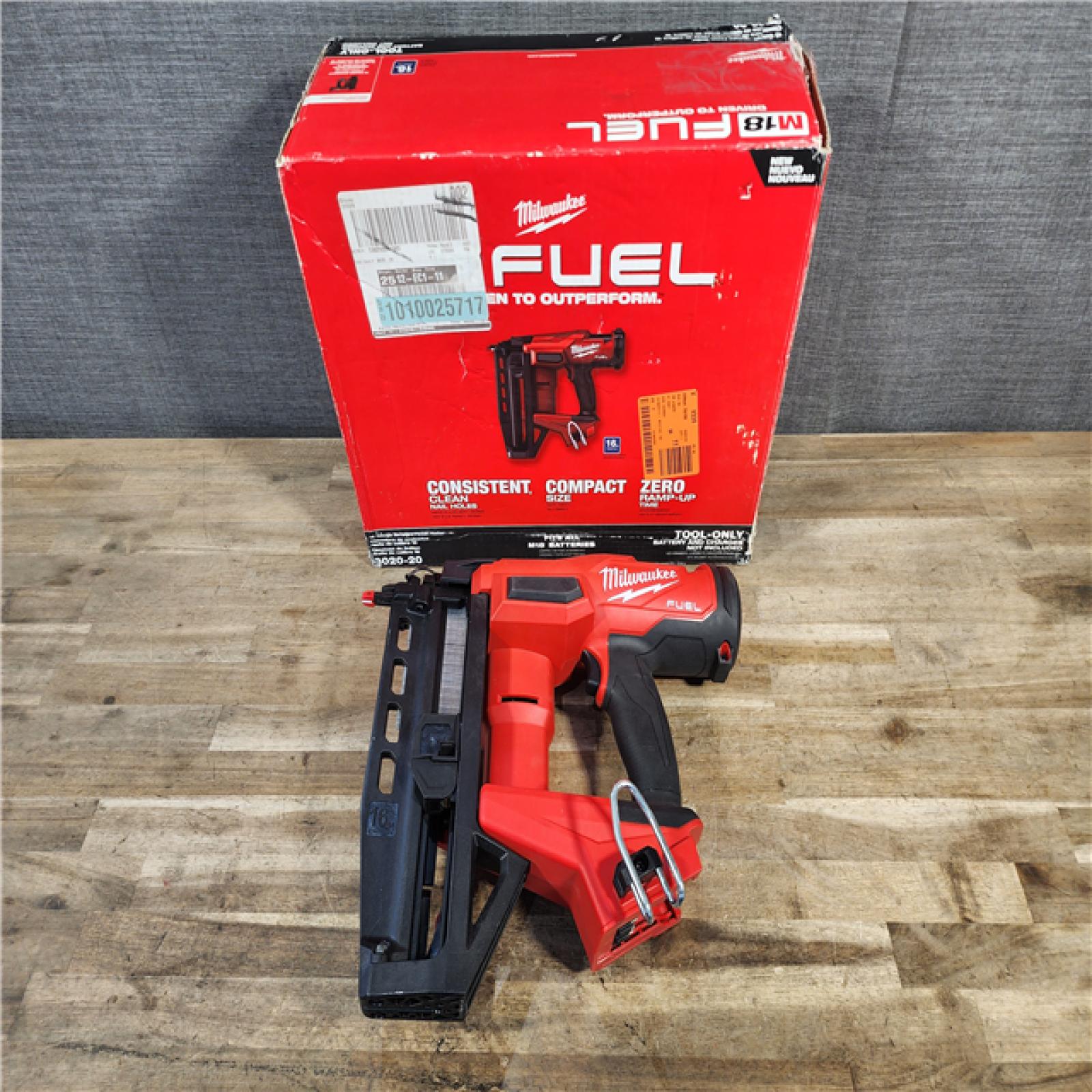 HOUSTON LOCATION - AS-IS MILWAUKEE 16 GAUGE STRAIGHT FINISH NAILER (TOOL ONLY)