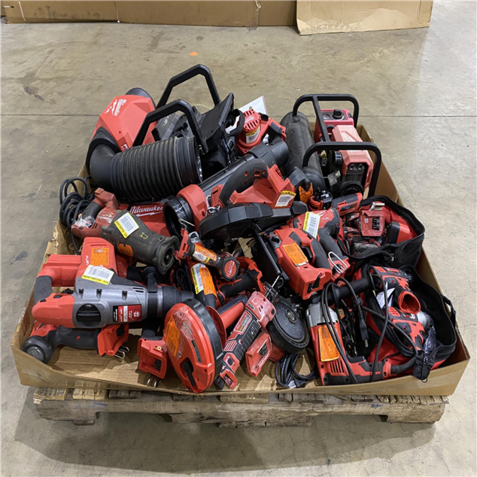 Houston Location AS IS - Tool Pallet